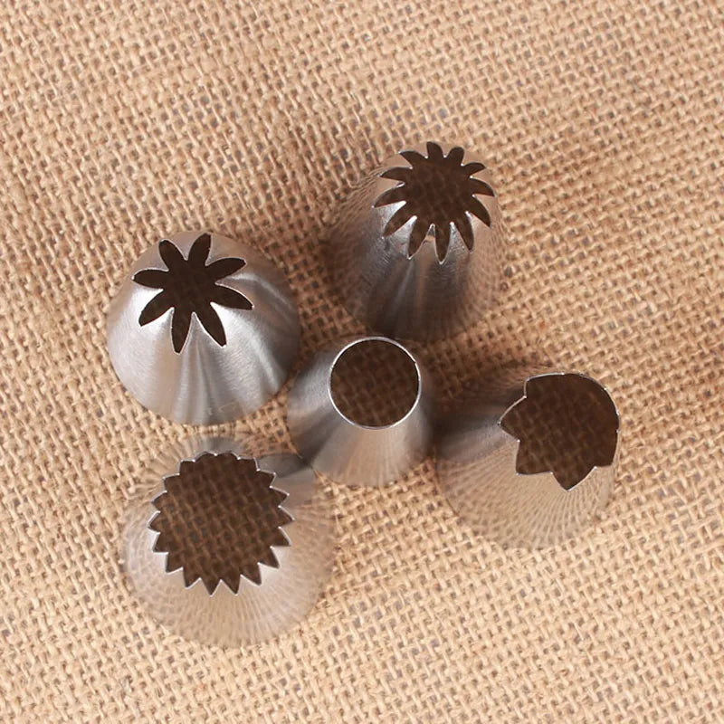 Stainless Steel Cake Decoration Tips Set